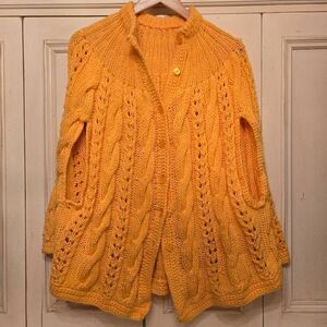 Vintage Yellow Cable Knit Shawl Cape with Buttons